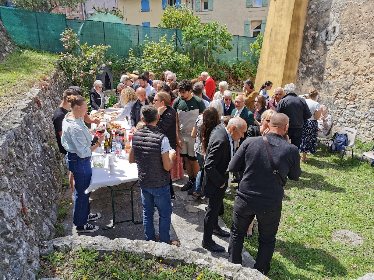 Partage dans la joie !